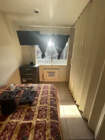 Crown Inn & Suites - Chambre