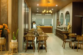 Khas Palu Hotel - Restaurant