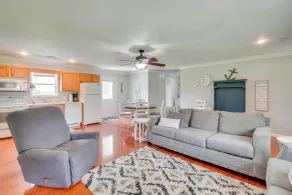 Walk to Marina: Norris Lake Escape w/ Deck + Views - Innenbereich