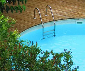 La Bastide de Canaules - Piscina