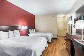 Red Roof Inn PLUS Austin South - Airport - Room