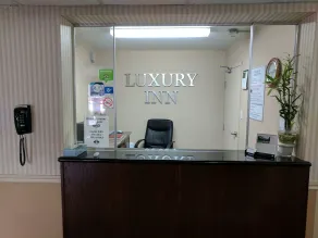 Luxury Inn - Réception