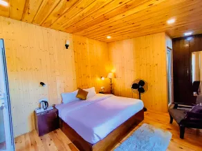 THEHIMALAYANLIVING WHISTLING PINES - Room