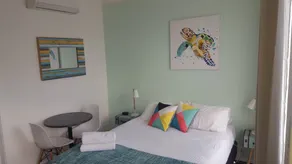 Town House Motor Inn - Room