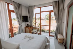 Hue River Side Villa - Vue de la chambre