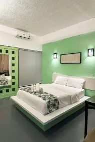 At The Pad Hotel and Resort near Clark Airport - Chambre