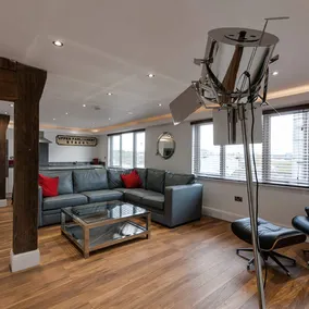 The Picture House Apartments - Lobby