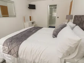 Casa rural con jacuzzi y jardín | Vistas a la playa - Habitación