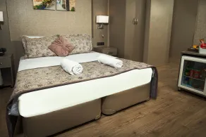 Hotel Iz - Room