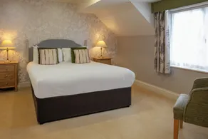 Knights Hill Hotel & Spa - Room