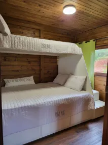 Jaco-Carara 3 bdrm surrounded by rainforest with private pool - Værelse