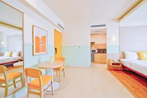 Bloom Hotel - Indiranagar - Room