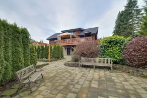 Modern Edgewood Home Near Tacoma w/ Deck! - Interni
