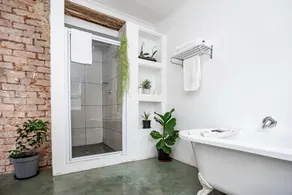 84 on Fourth Guest House - Banheiro