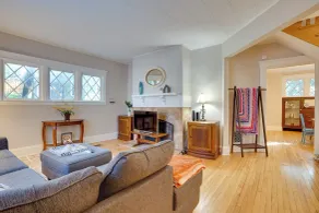 Walk to Syracuse Campus: Family-friendly Home! - Interior