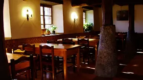 Albergue Rural Mandoia - Hostel - Restaurant