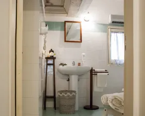 Ai Lumi - Bathroom