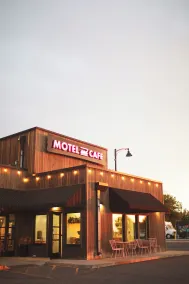 RSVP Hotel - Restaurant