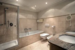 Hotel Ciasa Ai Pini - Badeværelse