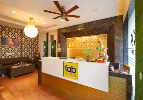 FabHotel K9 Regency I - Réception