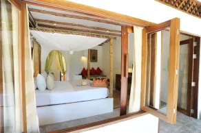 The Jungle Club - Room