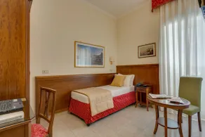 Hotel Silla - Chambre