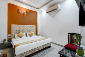 Hotel Season Grand Couple Friendly Pitampura - Quarto