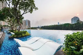 Convinia Luxury The Peak Midtown - Piscine