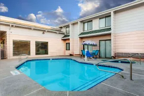 Days Inn & Suites by Wyndham Kanab - Piscine