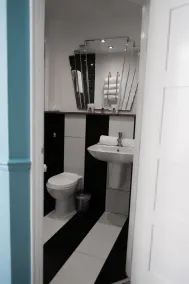The Southern Belle - Bathroom
