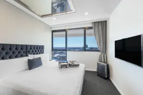 Meriton Suites Kent Street, Sydney - Room