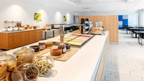 Holiday Inn Express Amsterdam Arena Towers by IHG - Restaurant
