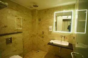 Prahlad Palace Gwalior - Bathroom