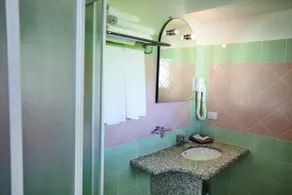 Hotel Cala Mirto - Baño