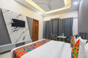 FabHotel Regal Palace Stay - Chambre