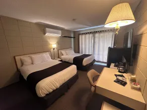 Airport Inn - Zimmer