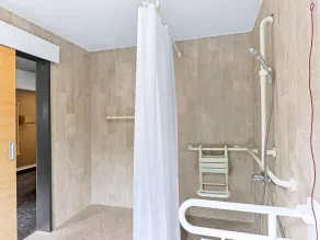 B&B Hotel Lübeck Berliner-Platz - Badezimmer