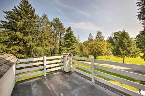 3-Acre Property: Charming Dutch Country Colonial - Innvendig