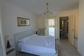 La Casa Del Mercante - Rum