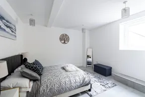 2 Bed Stylish Central Rochester Apartment Sleeps 4 Netflix Work Space - Chambre
