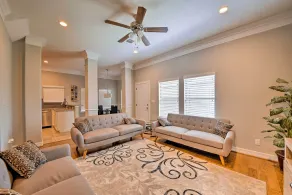 Spacious Houston Home ~ 16 Mi to NRG Stadium! - Innenbereich