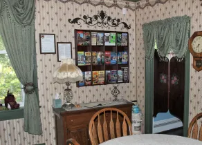 Carriage Stop Bed & Breakfast - Hall