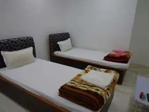 Jyoti Guest House - Image 1