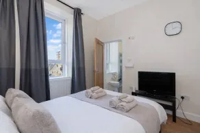 Edinburgh Beach Apartment Free On-street Parking - Habitación