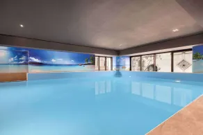 Wyndham Grand Tbilisi - Pool