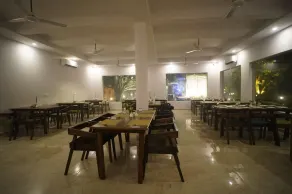 THE WHITE OAK CORBETT SPA & RESORT - Restaurang