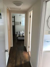 Goldy Studio Apartment at Aruba Broadbeach - Room