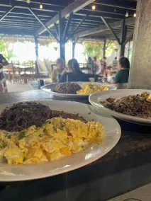 Perla Negra Beachfront - Restaurant