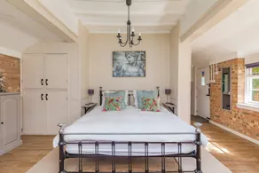 Old Mill Lodge by Huluki Sussex Stays - Room