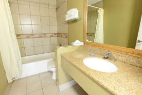 Burlington Inn - Bathroom